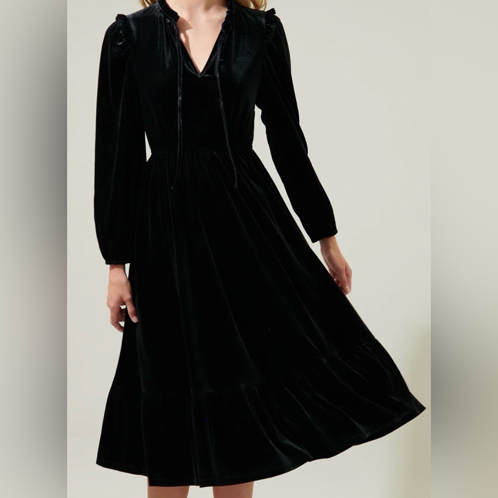 Sugarlips Black Long Sleeve Dress